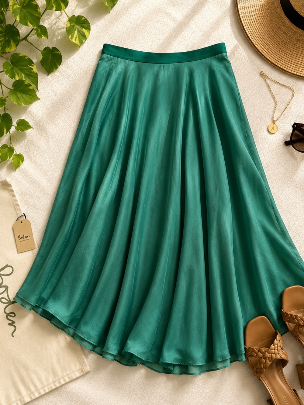Boden 100% Silk Emerald Green A-Line Skirt Size 8R Swishy Vintage Cottagecore